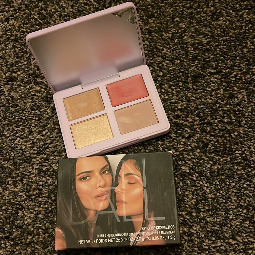 kendall collection blush and highlighter cheek quad open box